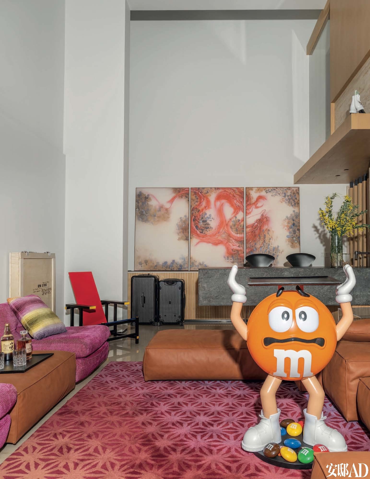 Embracing Eclectic Modern Interior Design for Family Living
