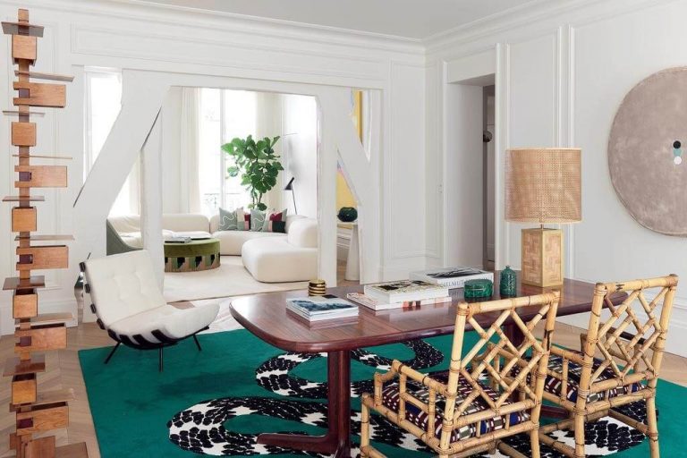 Designers Bidoux & Julien Villeneuve Create A Vivid Green Apartment