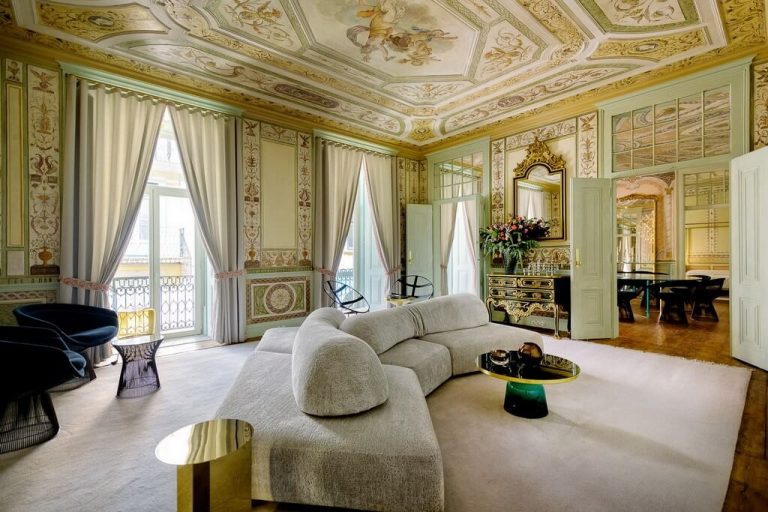 Esqvta Transforms A Heritage Hotel Into An Elegant Apartment In Lisbon