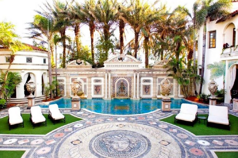 Get To Know The Most Popular Celebrity Homes On Pinterest