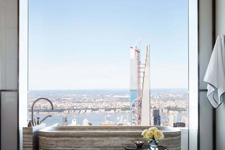 Get To Know This Luxury Manhattan Apartment By Steven Volpe