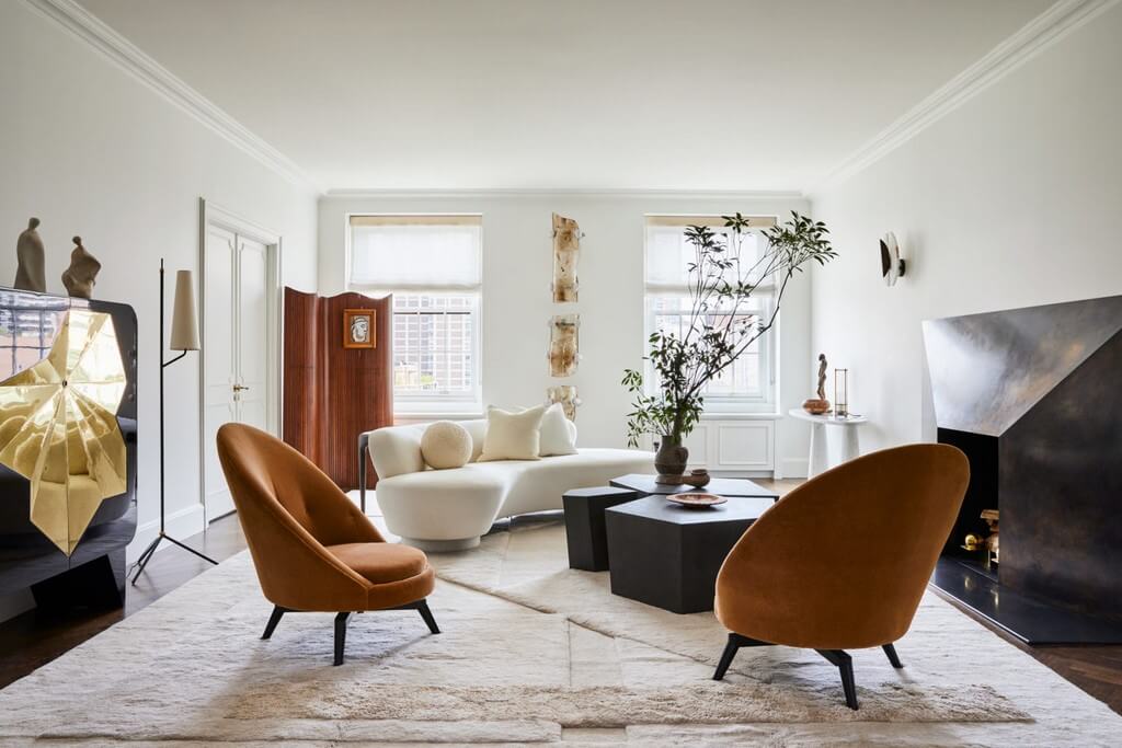 living room with neutral furniture 