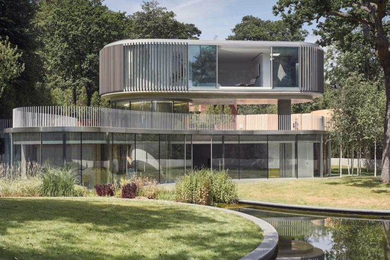 An unexpected house in a quiet London suburb