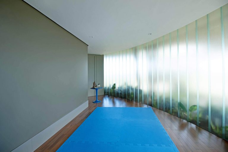Ananda House – A Home And Yoga Studio in Brazil