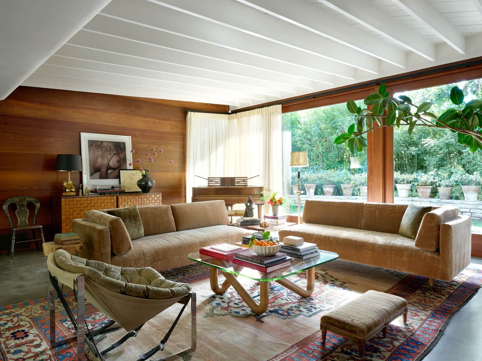 midcentury modern living room