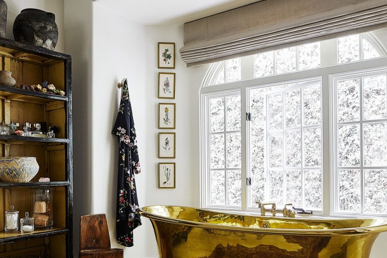 Bathroom Inspiration – Inside The Best Celebrity Homes
