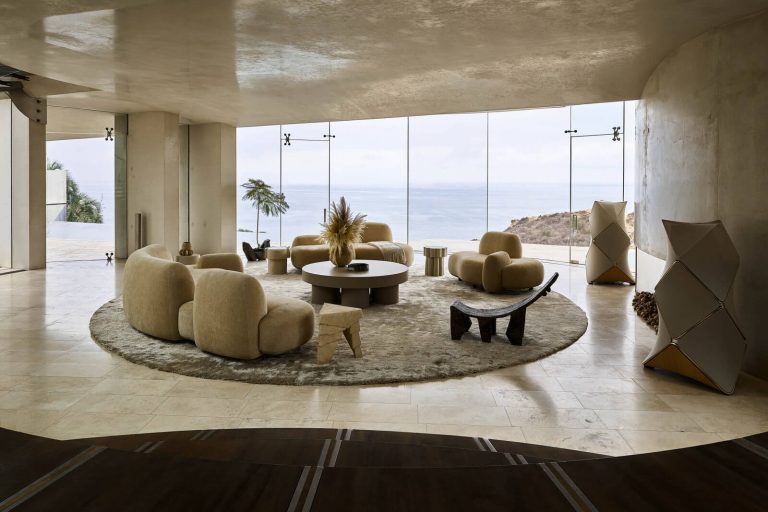 How to Design a Living Room Like a Celebrity?