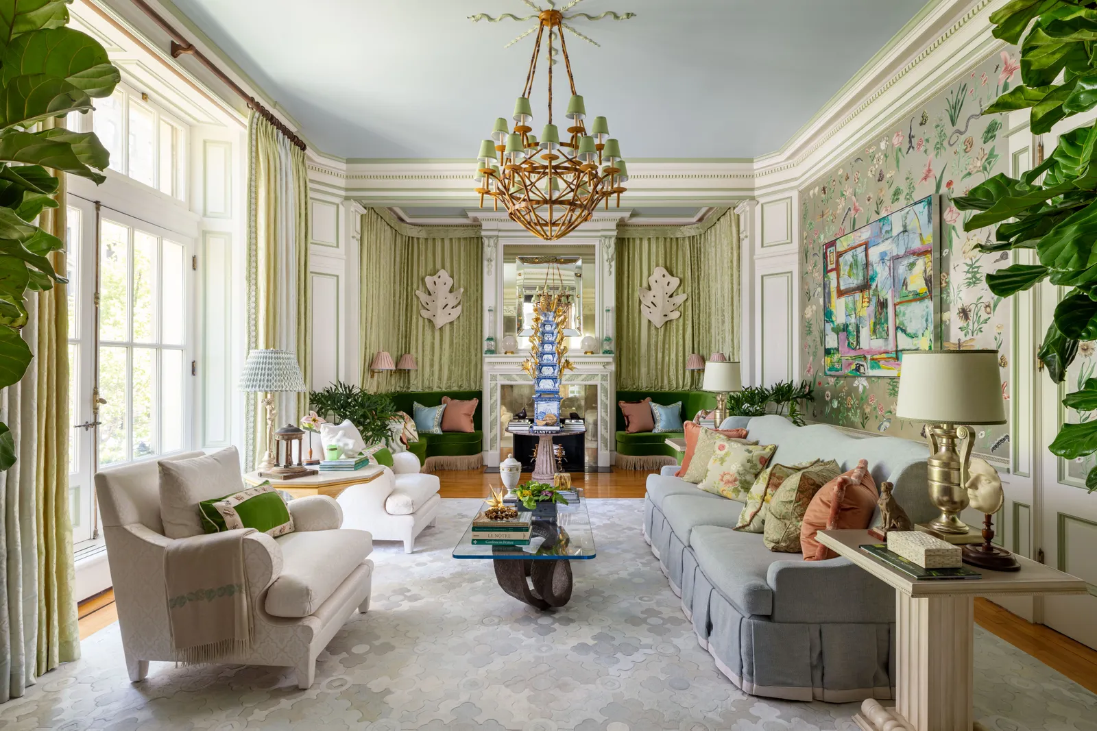 Parlor of kips bay decorator 