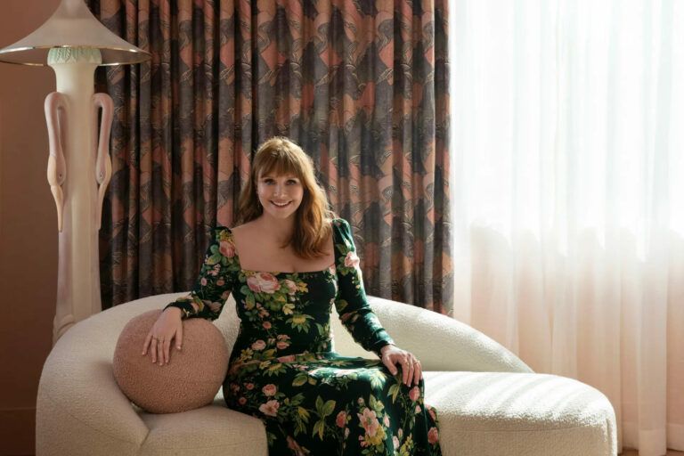 The Passionate Bryce Dallas Howard’s Home in Los Angeles 