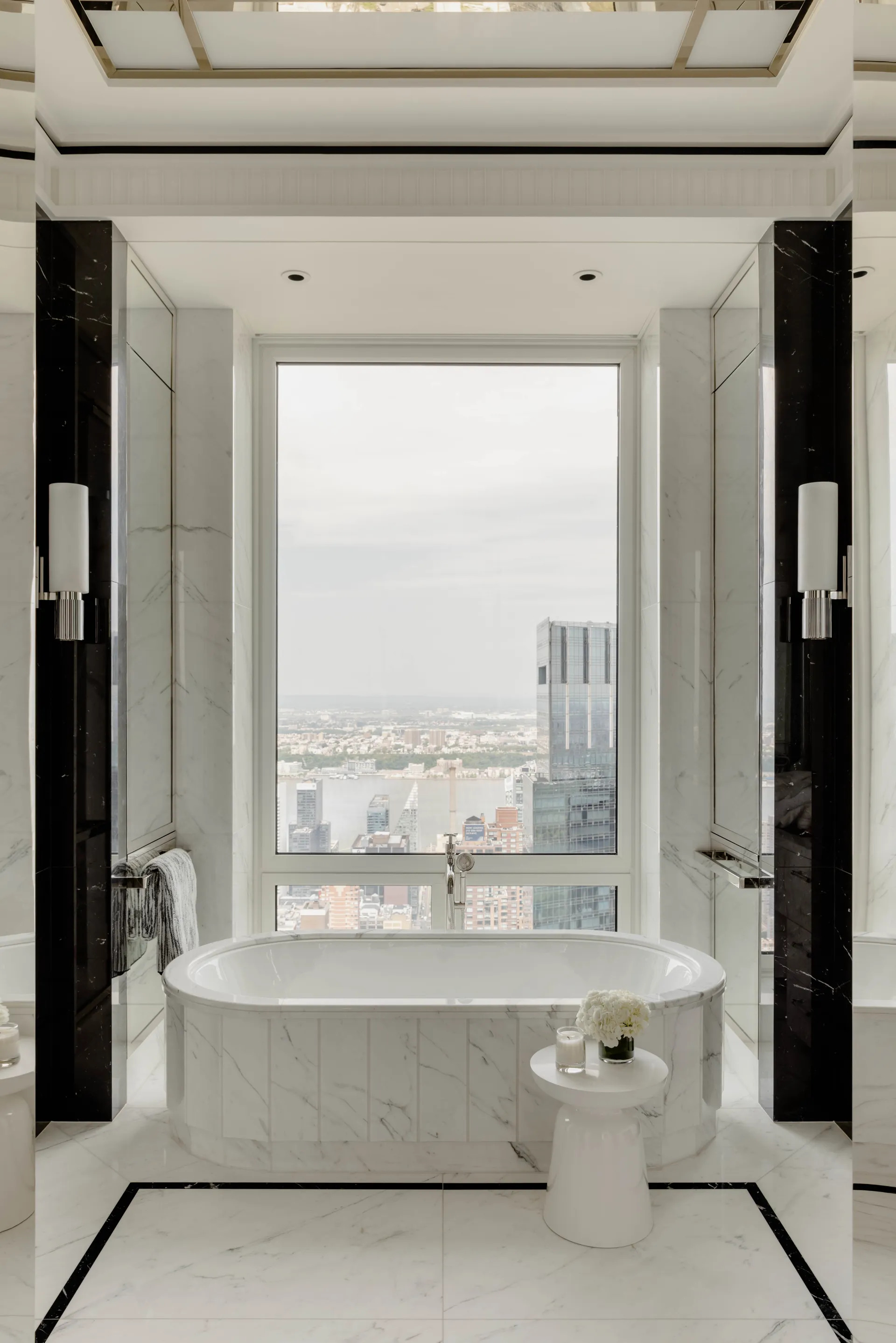 Lois Robbins' Modern Apartment In Central Park