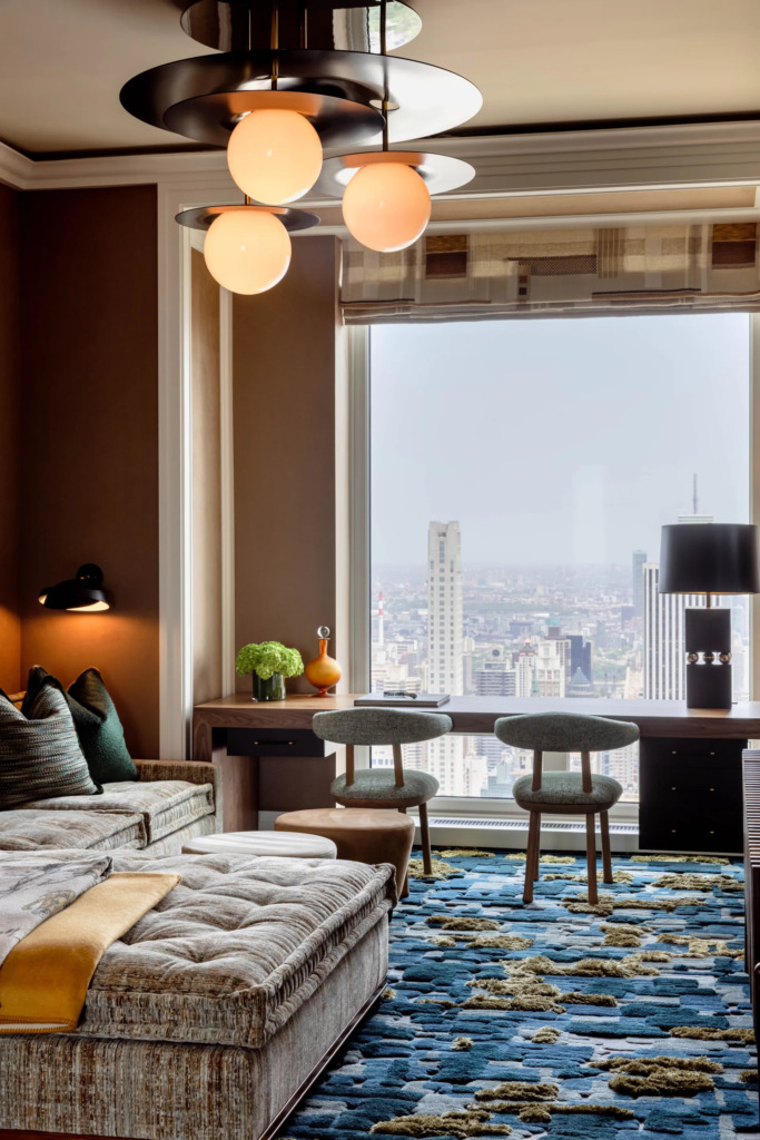 Lois Robbins' Modern Apartment In Central Park