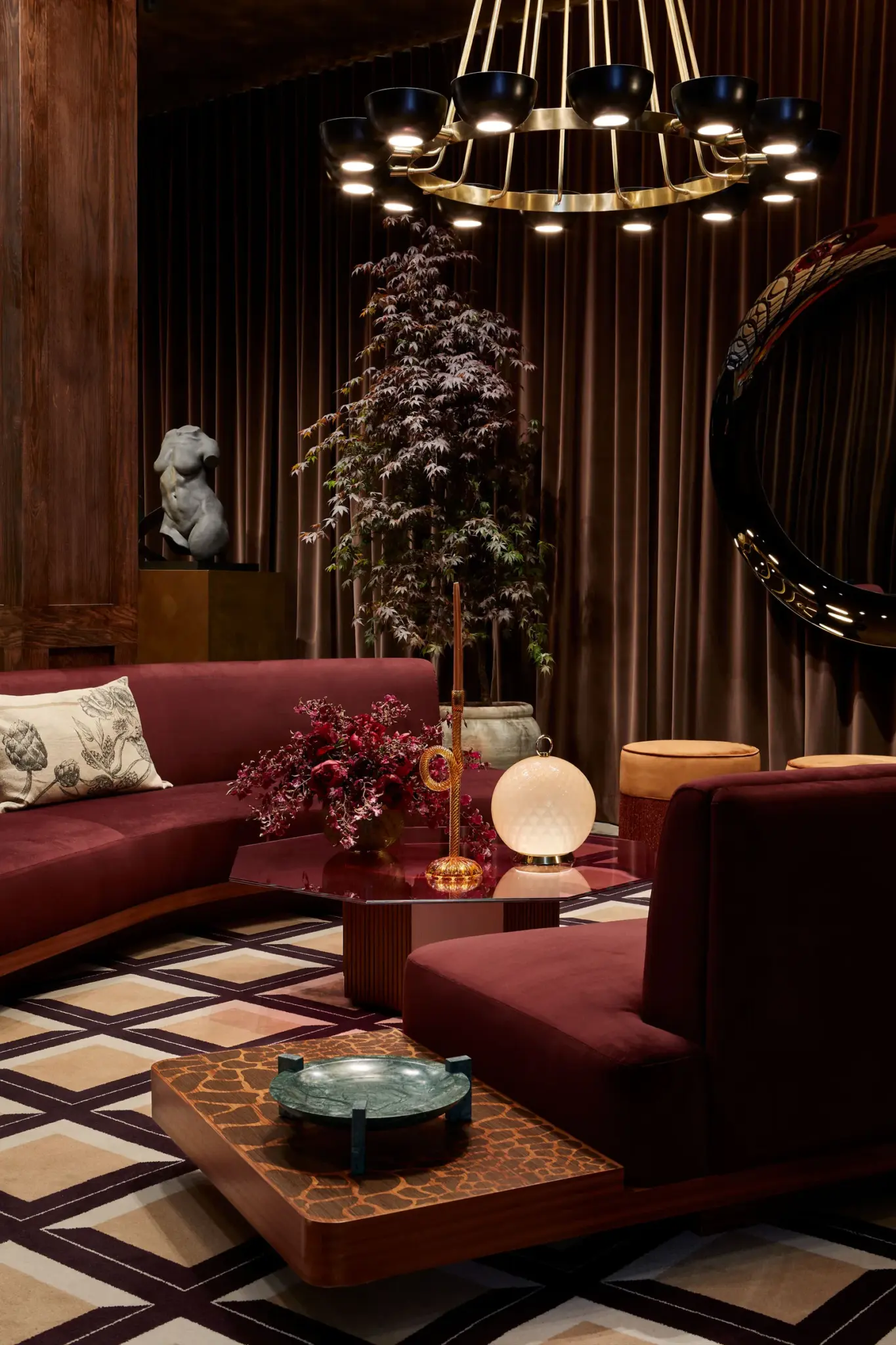 The Rise of the 1970s Members Club Aesthetic in Modern Interiors