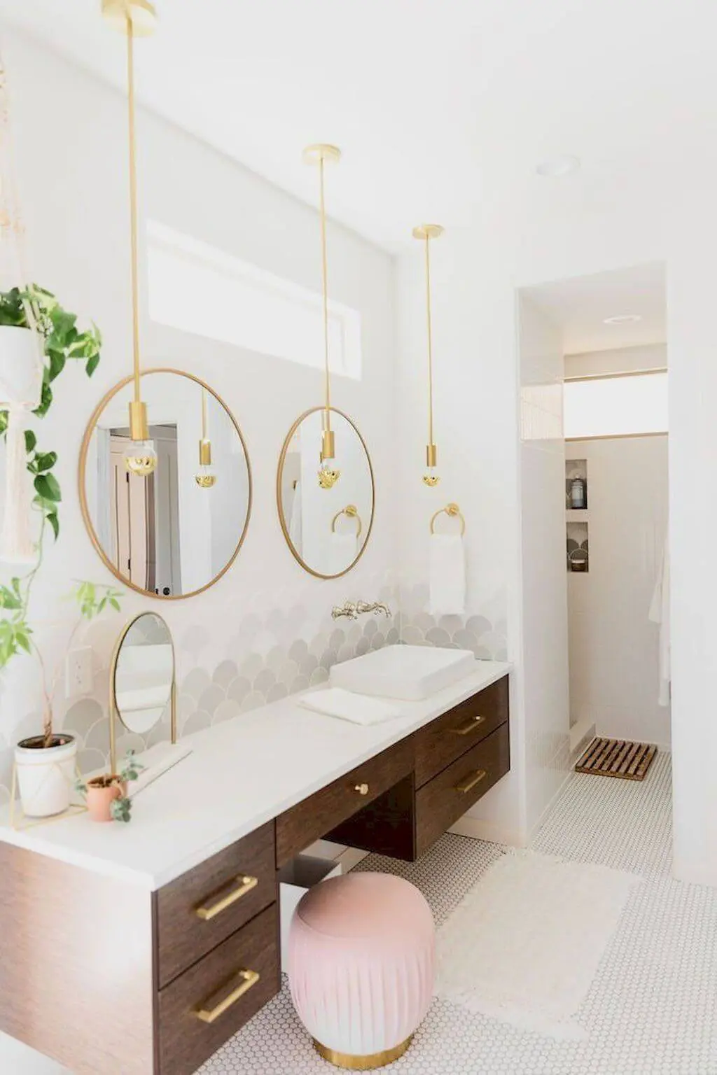 6 Easy Ways to Spice Up a Bland Rental Bathroom