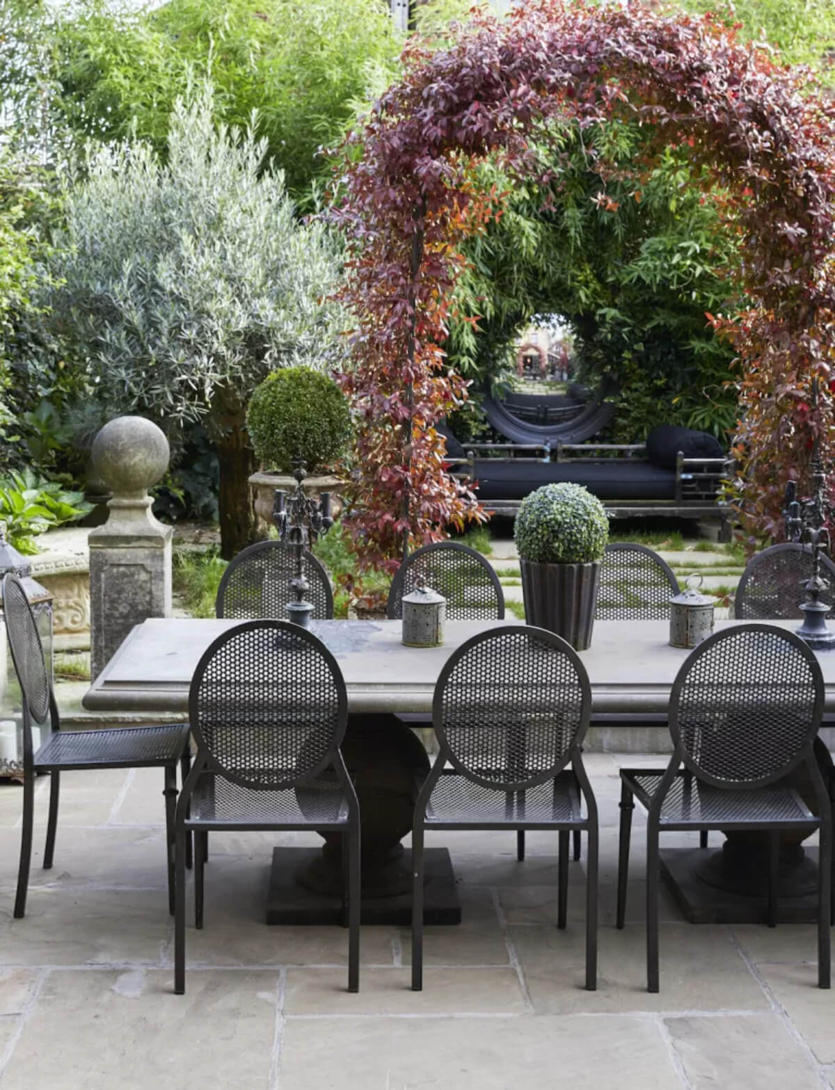 10 Tips To Choose the Perfect Patio Furniture For Your Outdoor Space