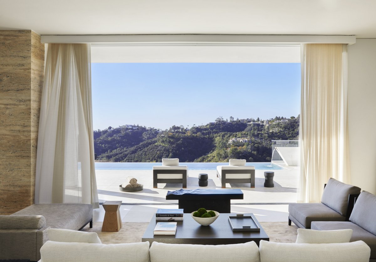 A modern residence in california with panoramic view and big windows