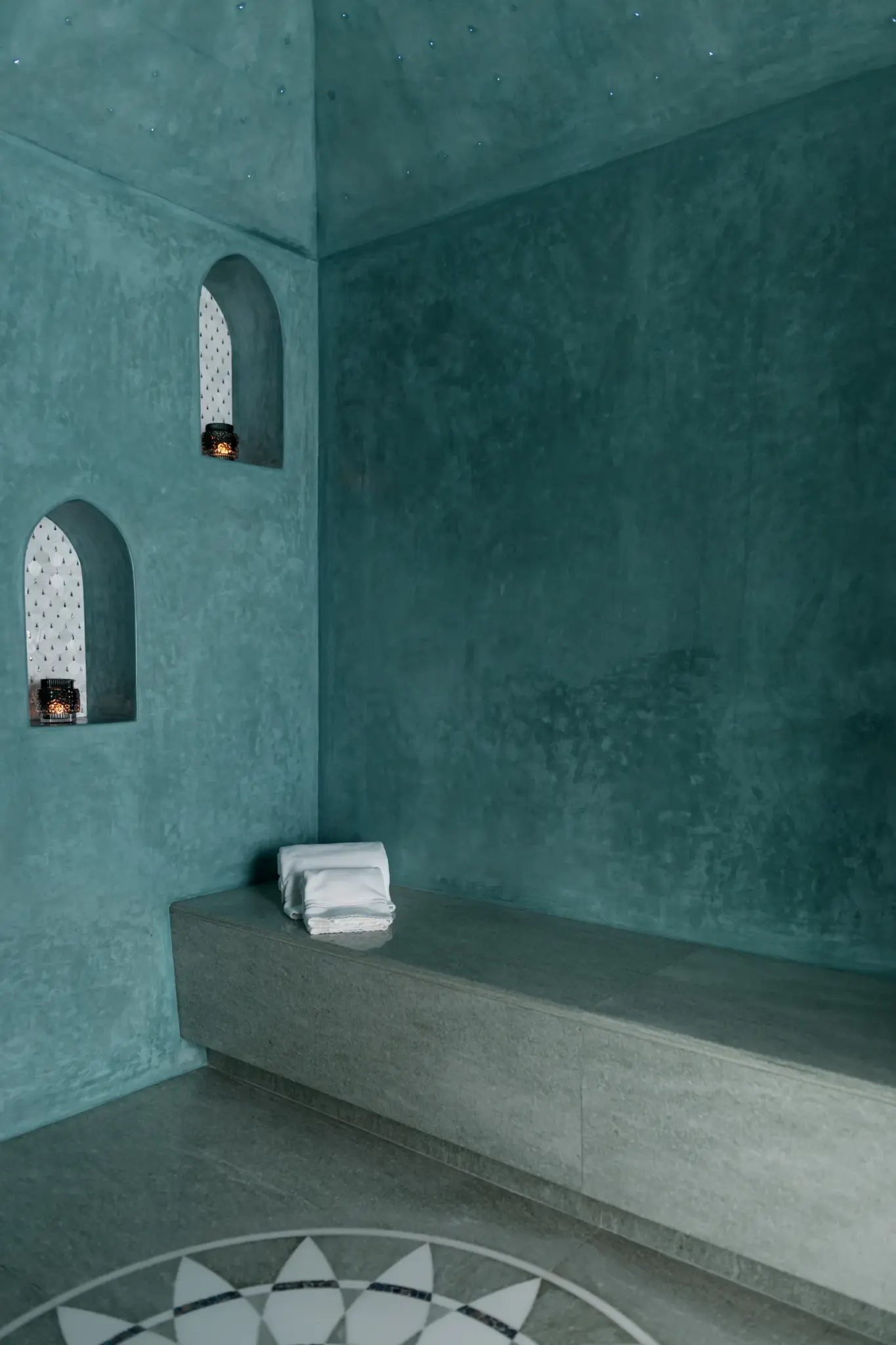 minimalist decor