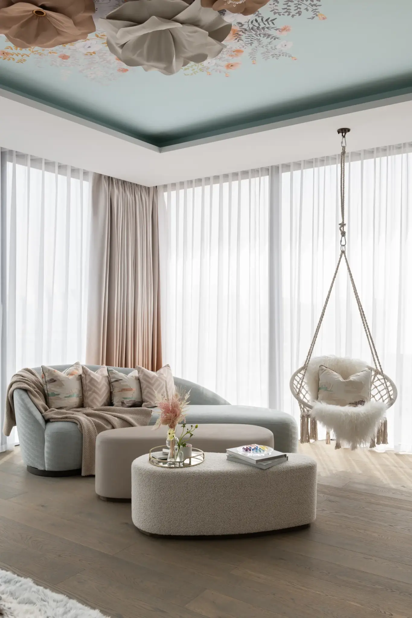 minimalist decor