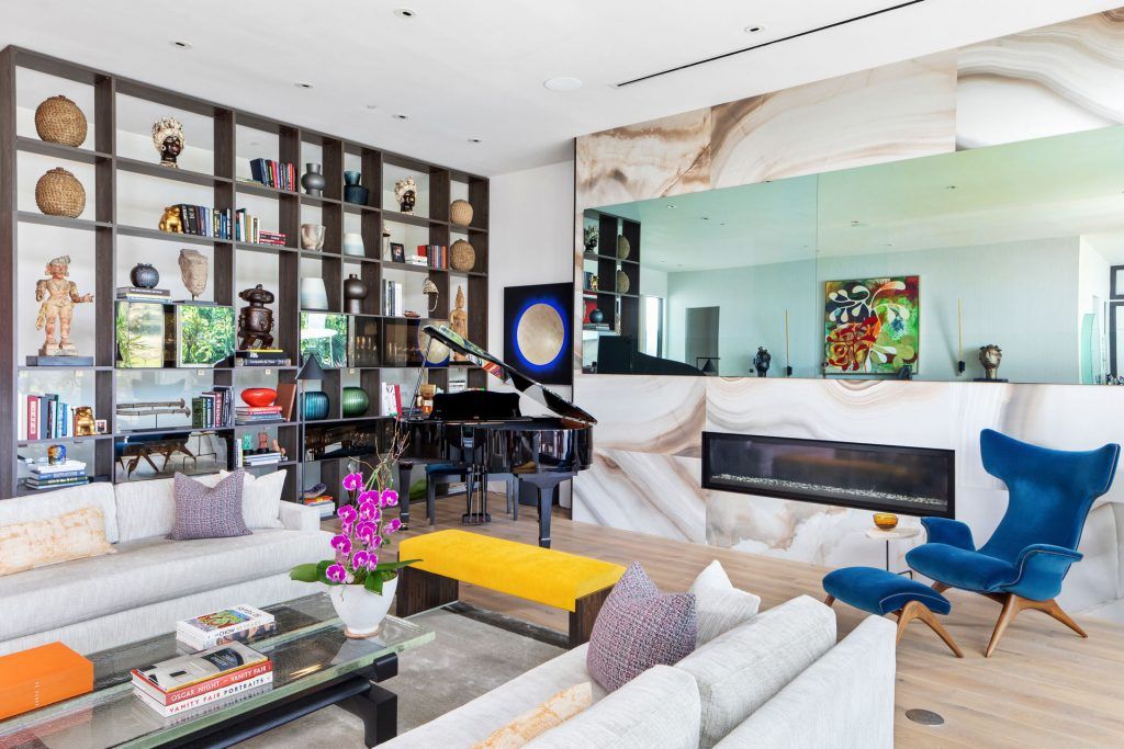A Cheery Hollywood Home With Bright Colors And Eclectic Furniture