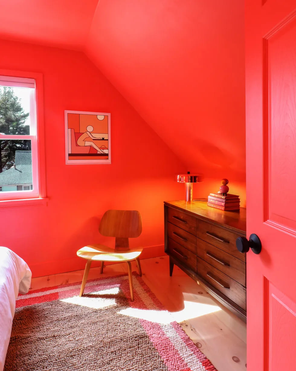 Coral Tones: 12 Luxury Ideas To Brighten Your Walls