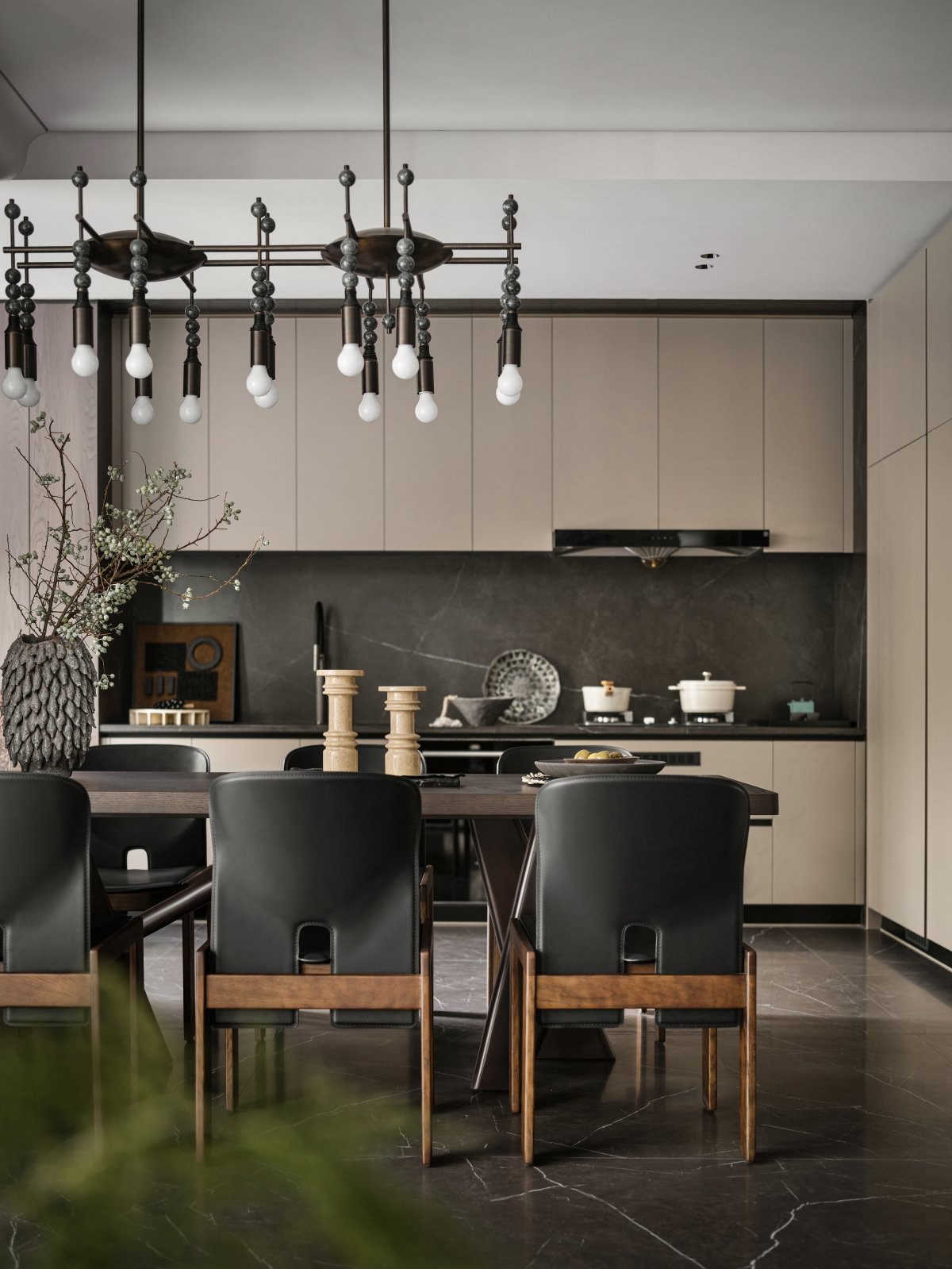 dining room with a table and chairs