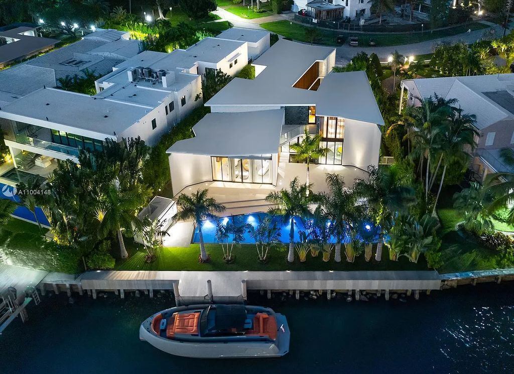 Miami Beach House Lists for $21 Million Designed By Achille Salvagni