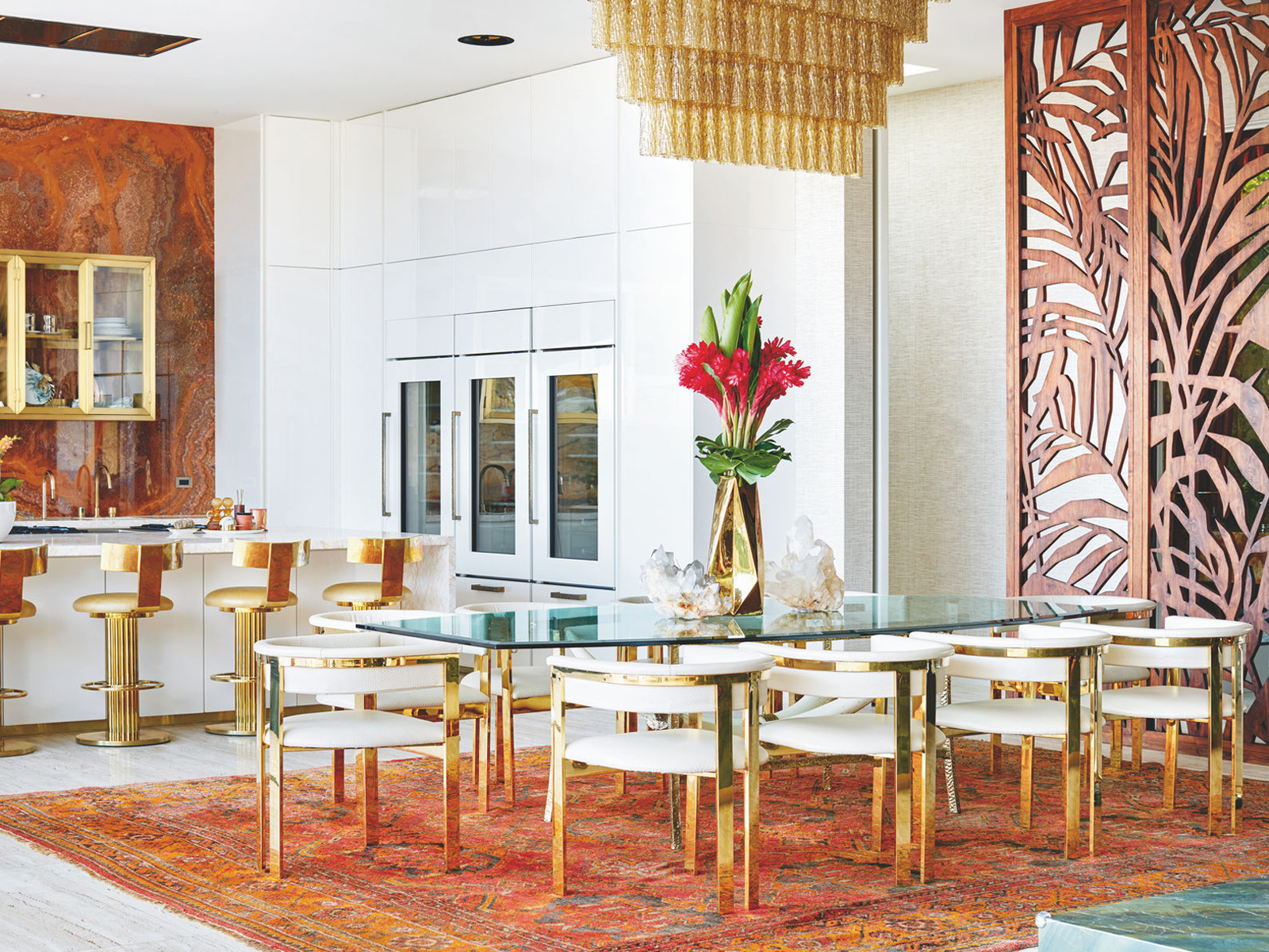 Celebrity Dining Rooms - LENNY KRAVITZ’S MAXIMALIST HOME