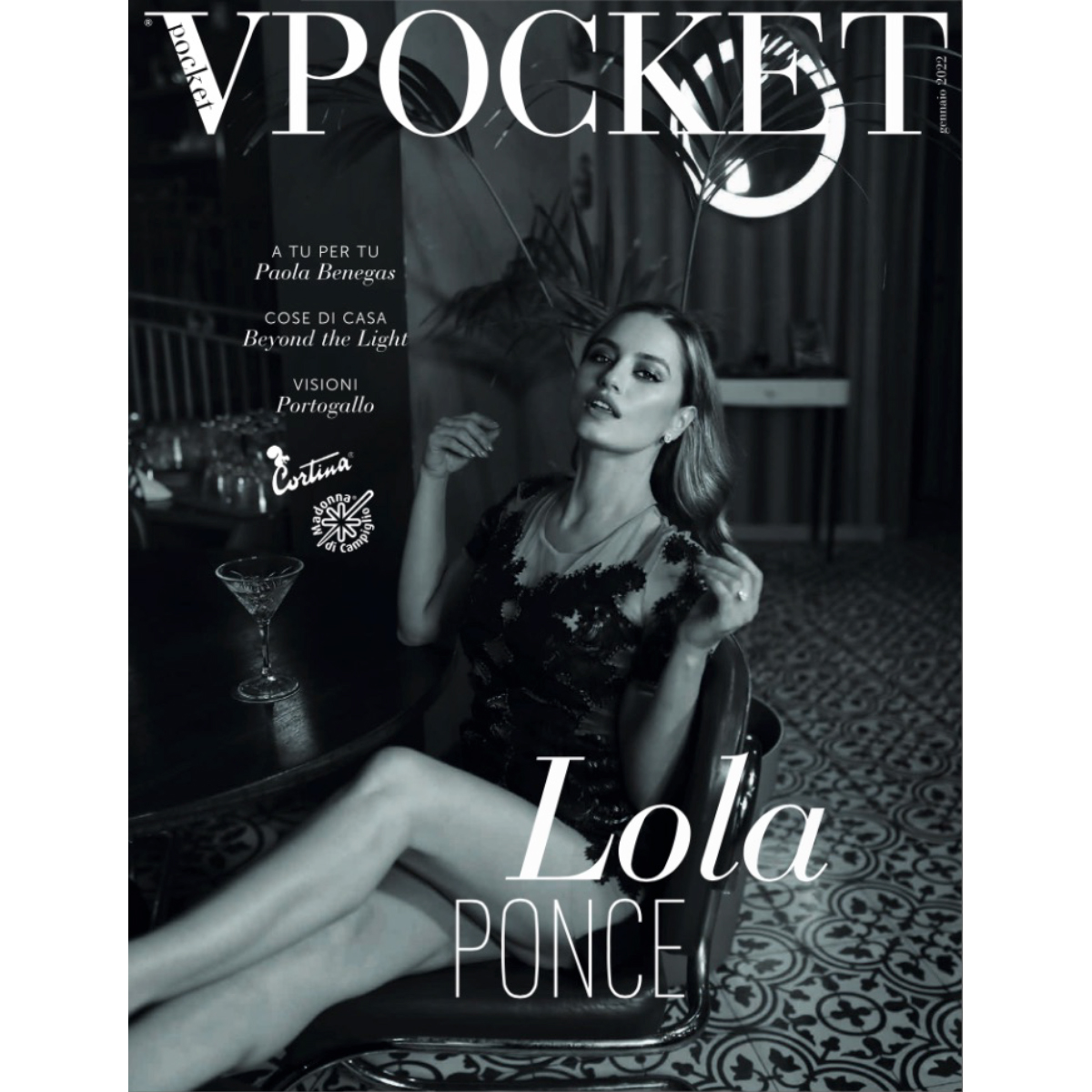 V-Pocket-Magazine-January-2022-Hommes-Studio-1