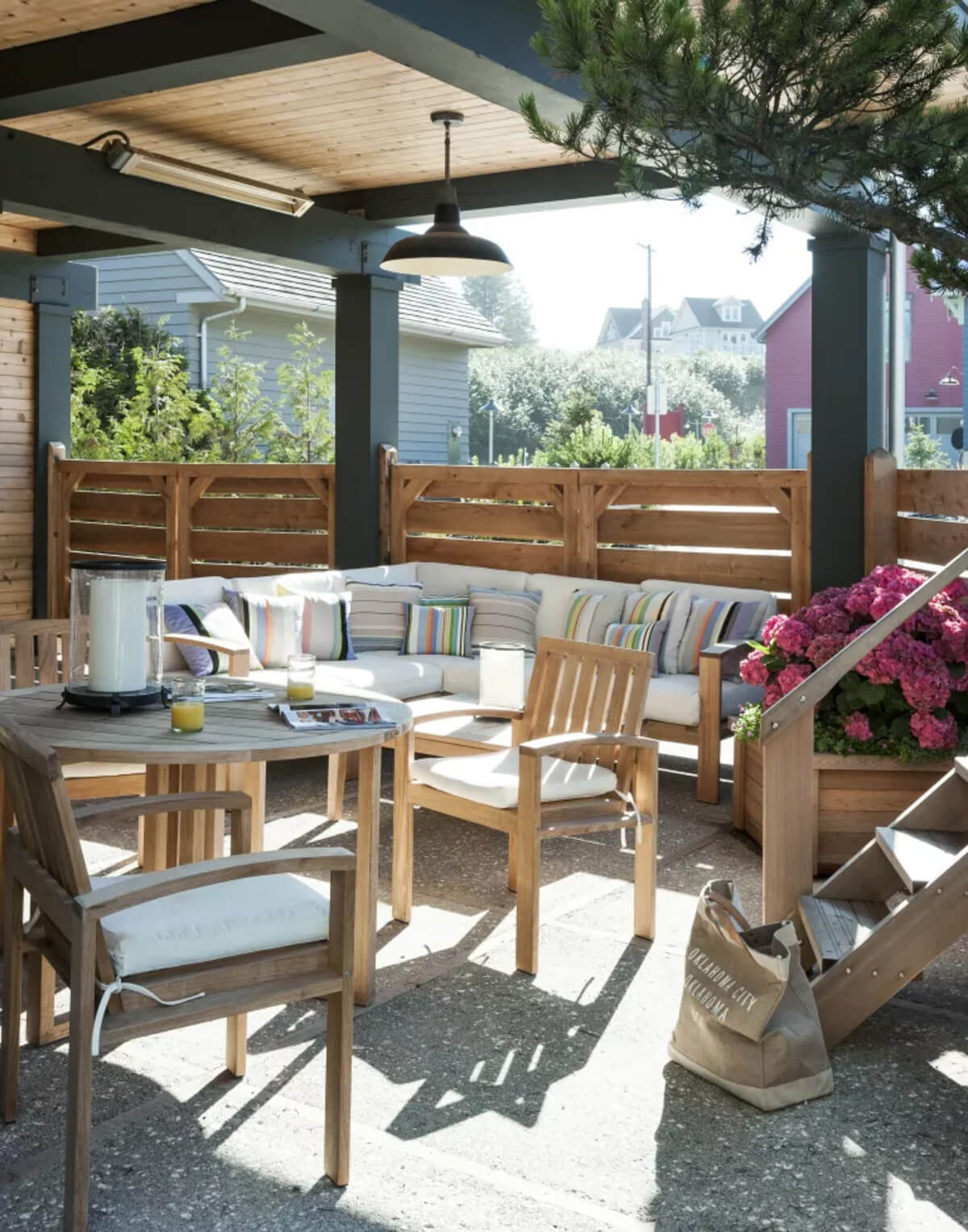 10 Tips To Choose the Perfect Patio Furniture For Your Outdoor Space