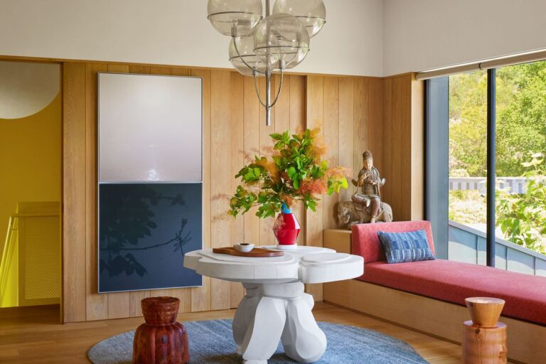 Discover this Colorful yet Luxurious California House