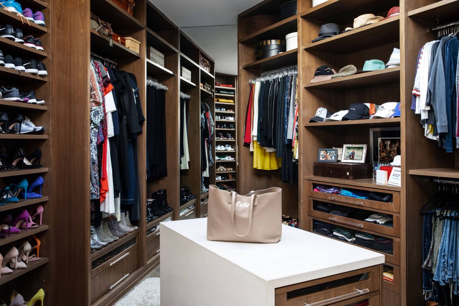 Chelsea Handler - Celebrity Closet Design Ideas Inspo