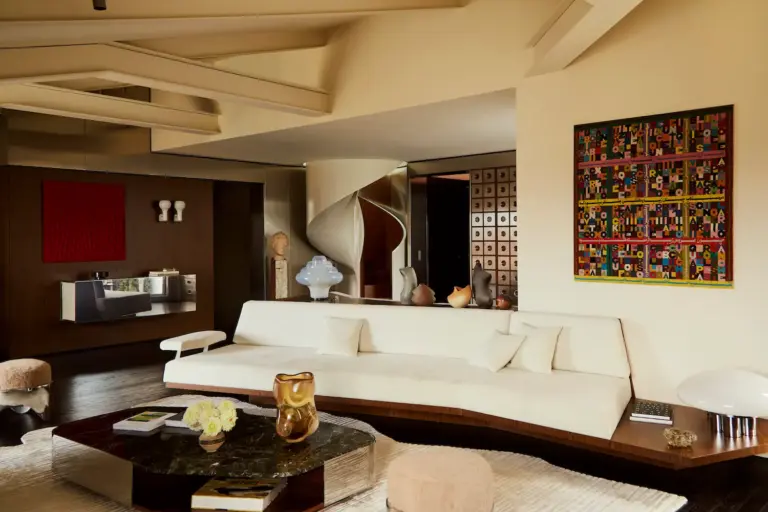Dive Into This Charming California Modern Penthouse in Milan