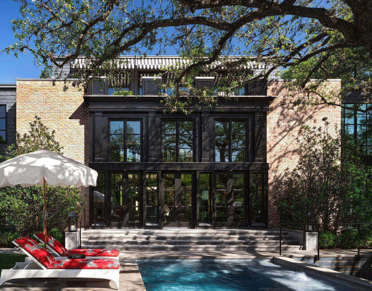 Façade of 16 Million Dollar Property in Austin, Texas