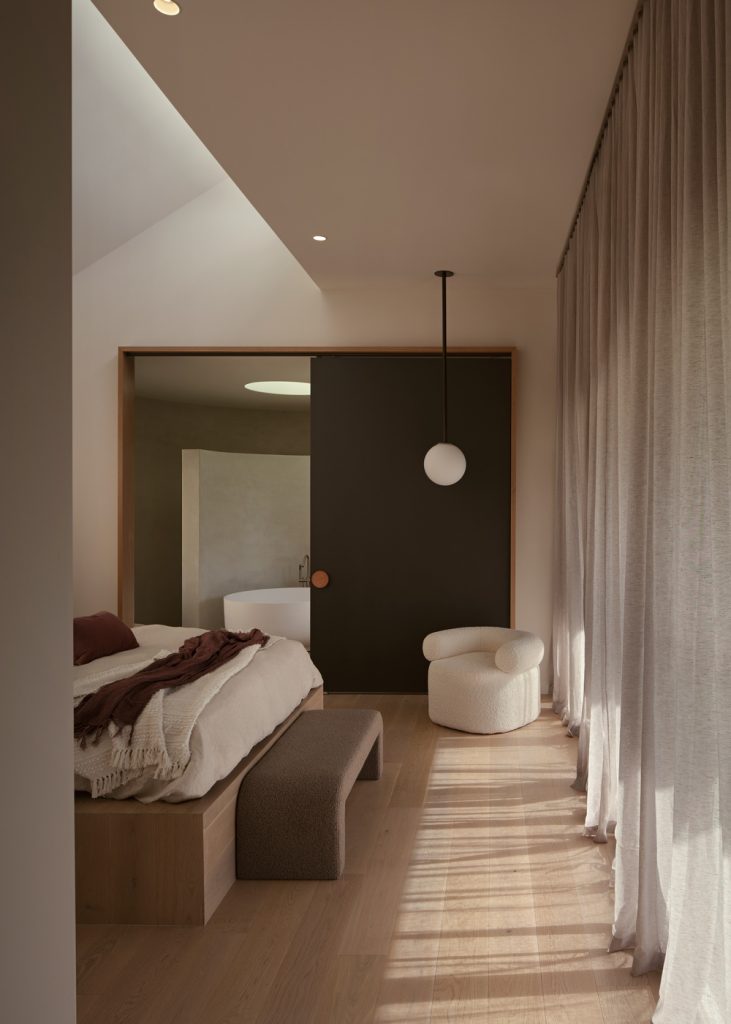 Art Deco and Mid Century Modern Bedroom