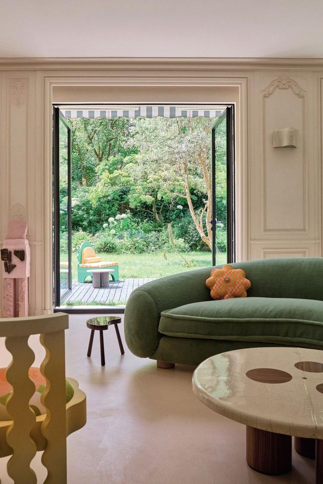7 Ways You Can Create an Amazing Minimalist Living Room.
