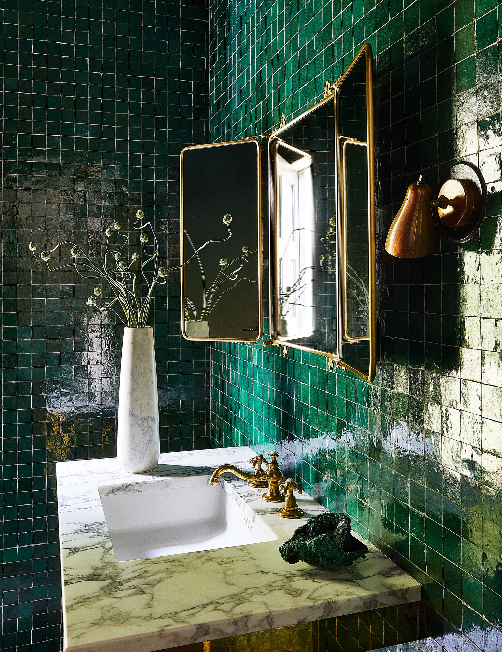 Bathroom Inspiration - Inside The Best Celebrity Homes