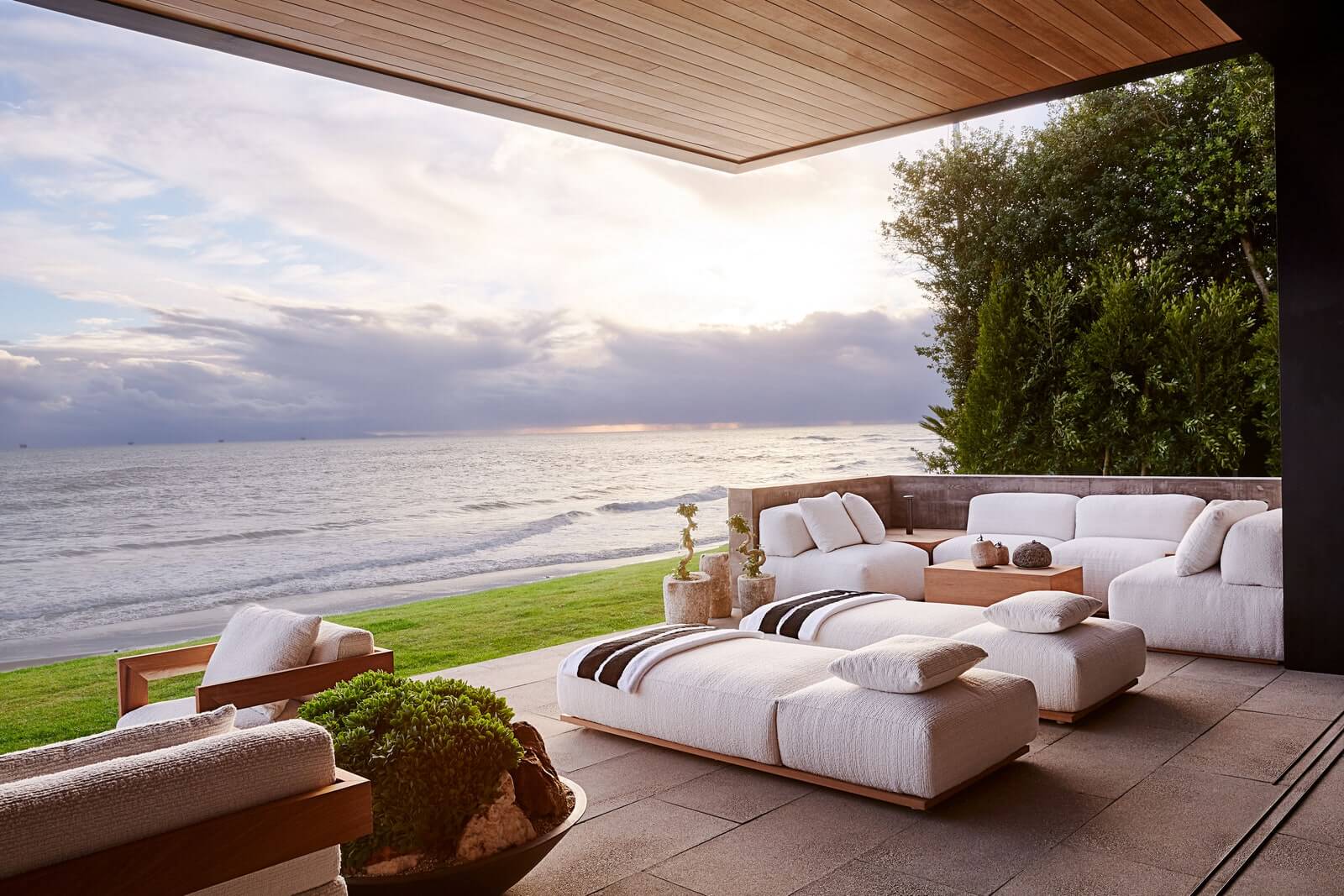 The Schwartzes Beach House in Santa Barbara, California