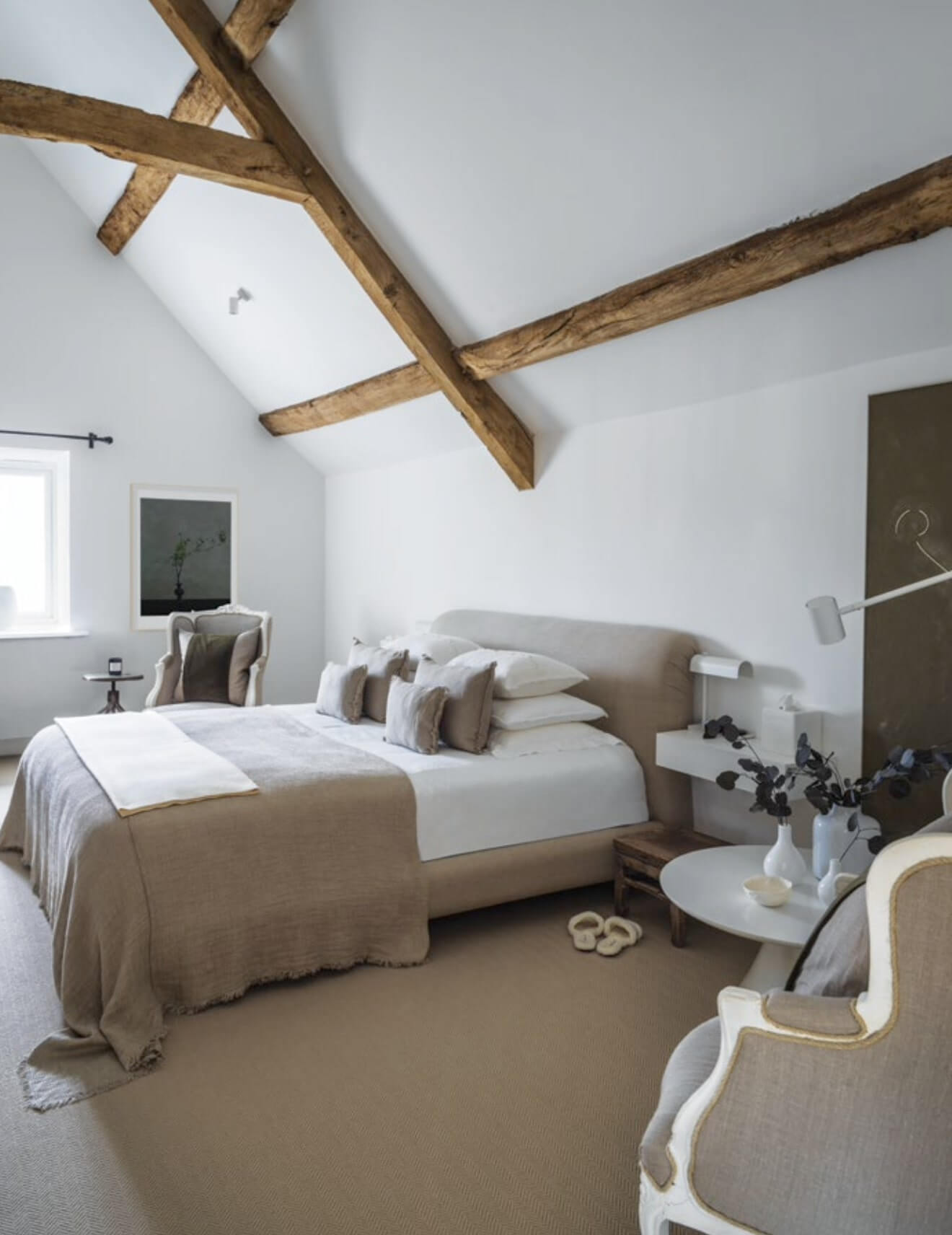 Kelly Hoppen designs her new home - a barn in the British countryside