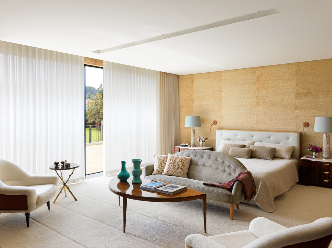 Luxury Home in Porutgal by Oitoemponto design studio