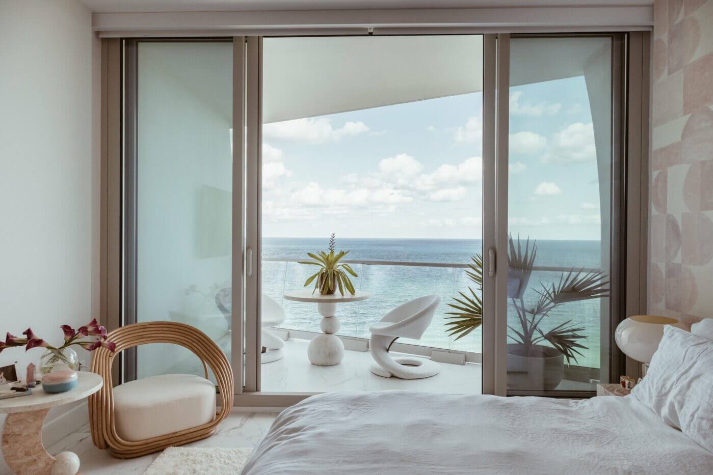 Luxury Modern Bedrooms With a Breathtaking View