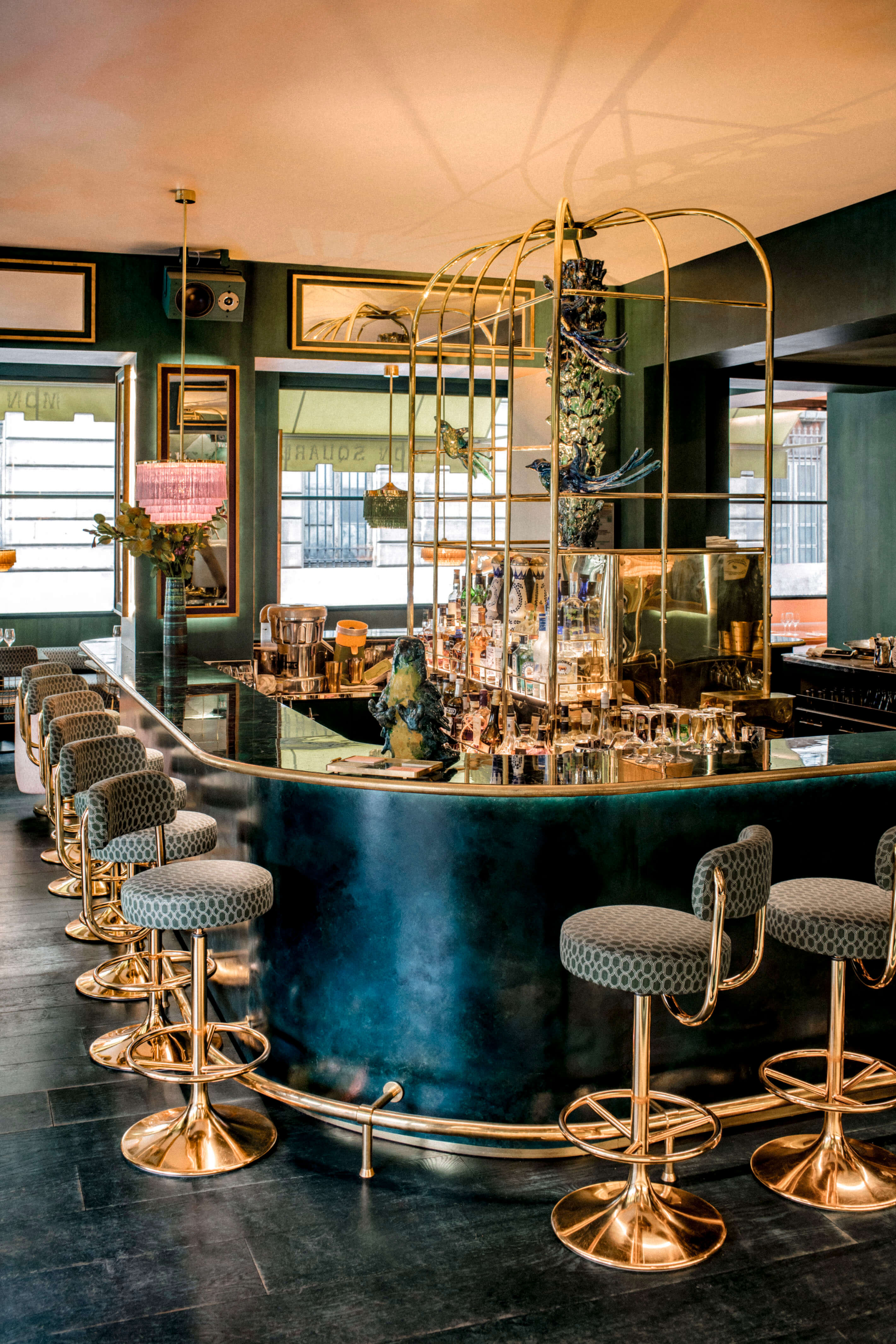 Get To Know The Hottest New Restaurant In Paris - Mon Square | Hommés ...