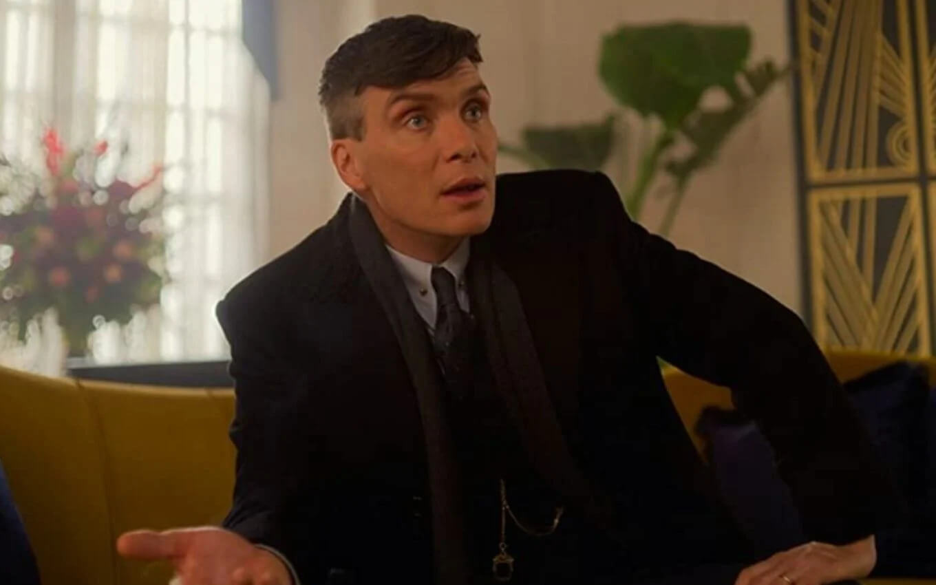 Peaky Blinders season 6 and season finale, first episode, tommy shelby and gina gray scene, gina gray apartment, yellow sofa interior design micro trend